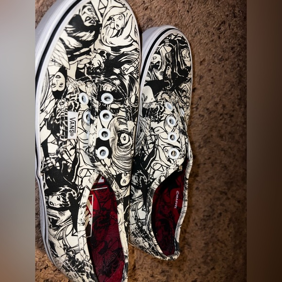 Women's Size 5.5 Marvel Vans - Picture 7 of 7